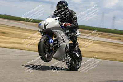 media/Apr-26-2024-TrackDaz (Fri) [[c4b677d280]]/B Group/120pm (Wheelie Bump)/